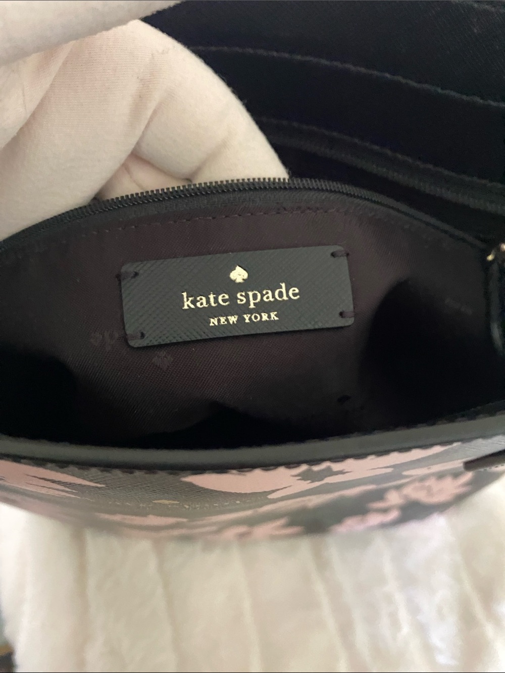 Kate Spade New York Jana Winter Blooms Medium Tote - Picture 6 of 17